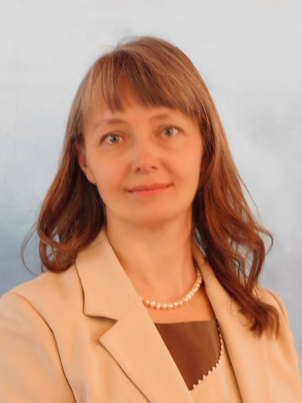 Мельникова Юлия Анатольевна.